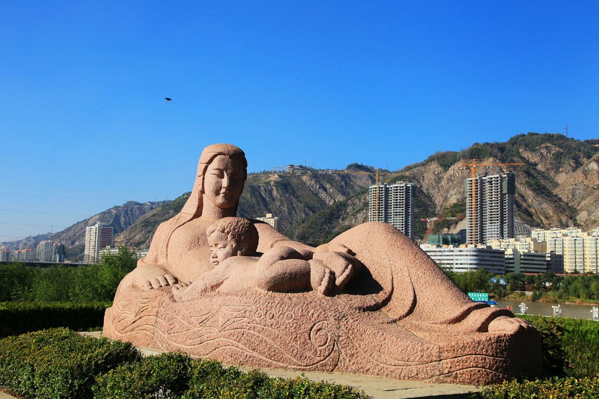 Yellow River Mother Sculpture